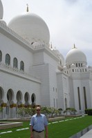 Foran moskeen